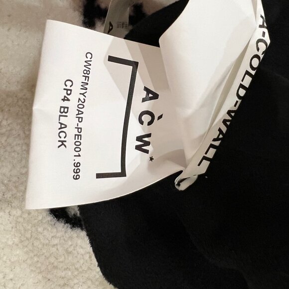 A-COLD-WALL* EMBROIDERED LOGO Back Label Tag SUEDE CAP - Picture 3 of 8